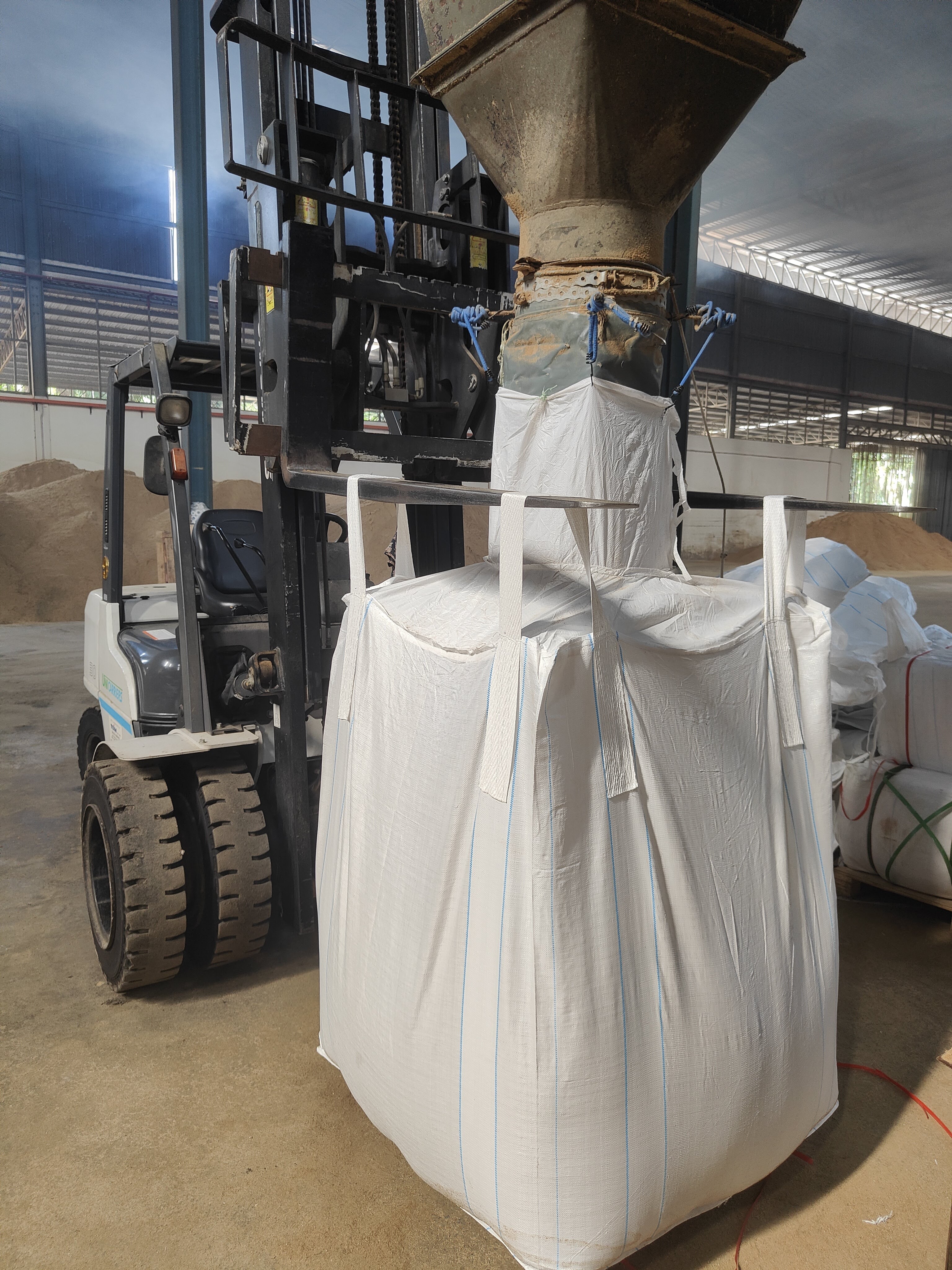 jumbo bag Transported using a forklift